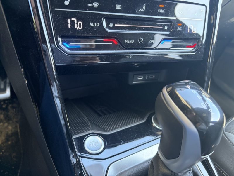 VOLKSWAGEN  T-ROC 1.5 Tsi 150 Ch R-Line / Garantie Constructeur