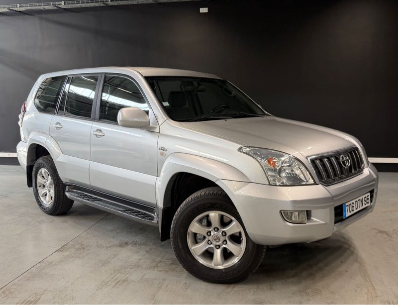 TOYOTA LAND CRUISER KDJ120 D4D GX 2004