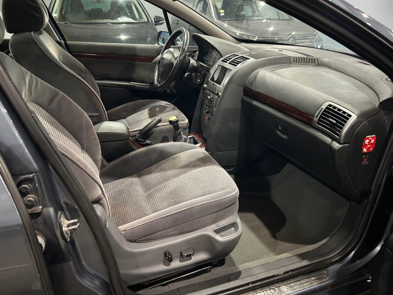 PEUGEOT 407 SW  1.6 HDI 16V 109CH