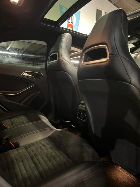 MAGNIFIQUE MERCEDES CLA 200 d FASCINATION AMG LINE 136CH (TOIT OUVRANT, CAMÉRA DE RECUL, BLUETOOTH)