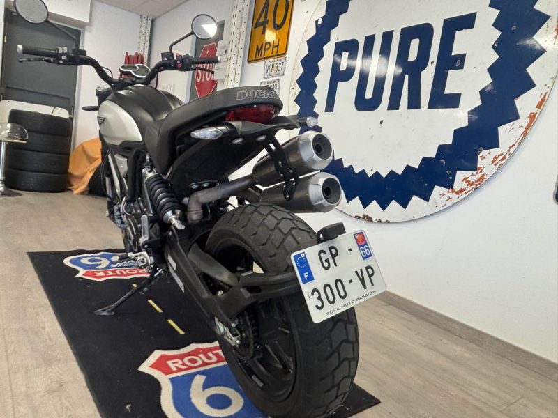 DUCATI SCRAMBLER DARK STEALTH 2023