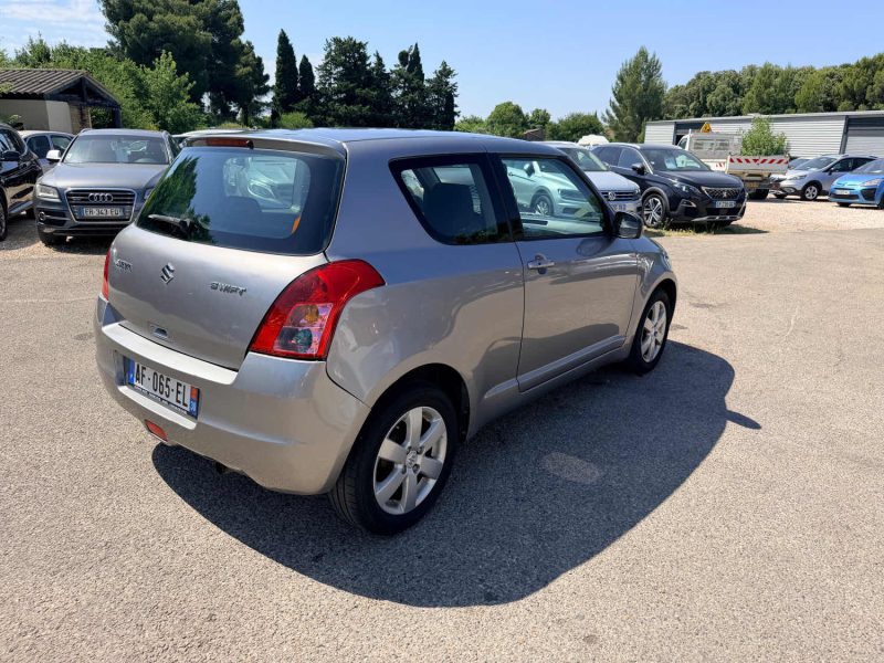 SUZUKI SWIFT 1.3 DDIS 75CH GLX 132MKM
