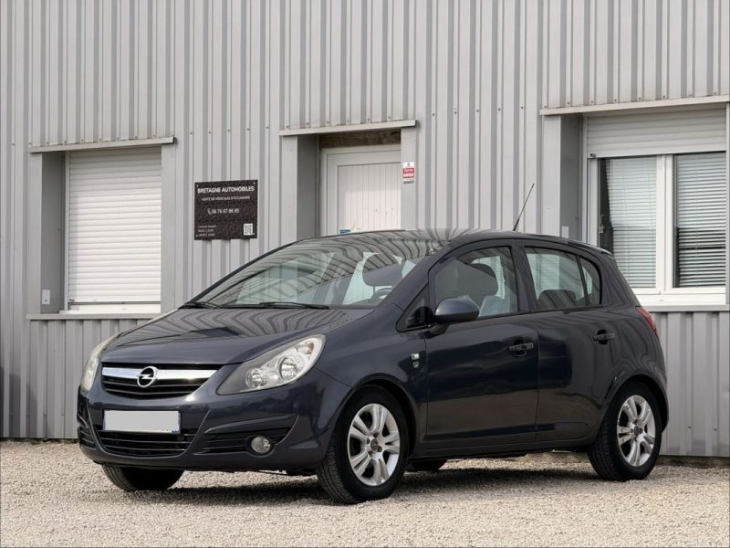 OPEL CORSA 1.3 CDTI 95CV COSMO 2011 210 500KM