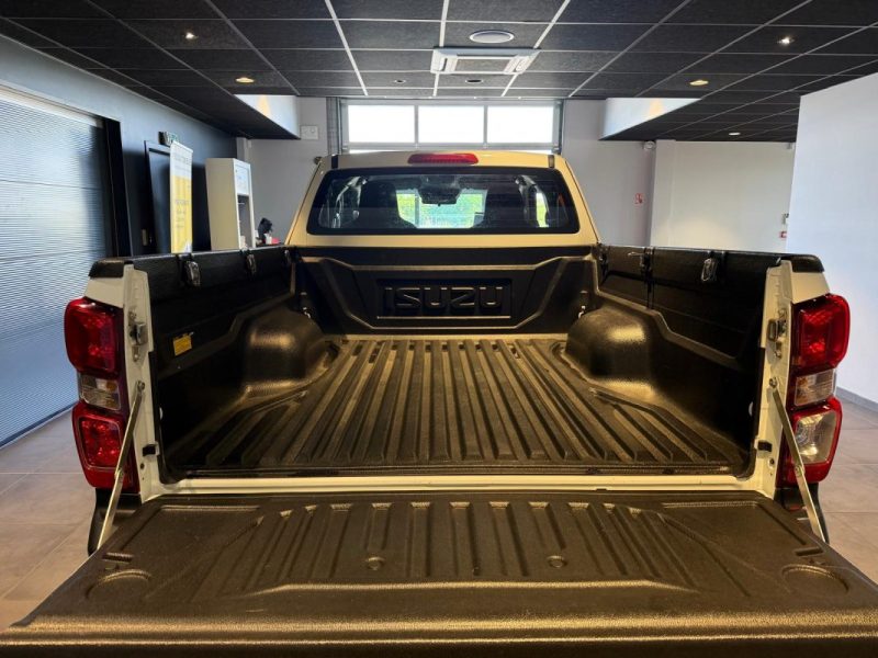 ISUZU D-MAX III N60 F 1.9 164 4X4 SPACE CAB / ENTRETIEN COMPLET ISUZU 