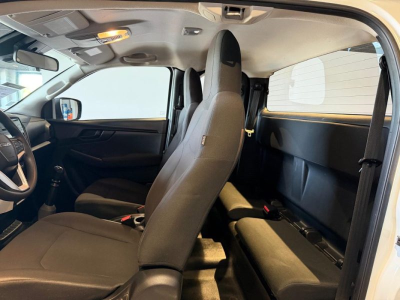 ISUZU D-MAX III N60 F 1.9 164 4X4 SPACE CAB / ENTRETIEN COMPLET ISUZU 