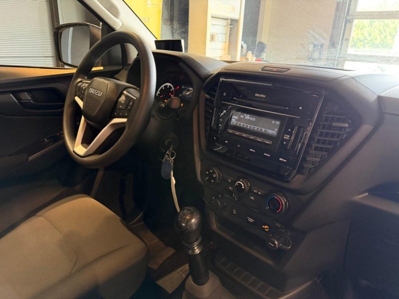 ISUZU D-MAX III N60 F 1.9 164 4X4 SPACE CAB / ENTRETIEN COMPLET ISUZU 