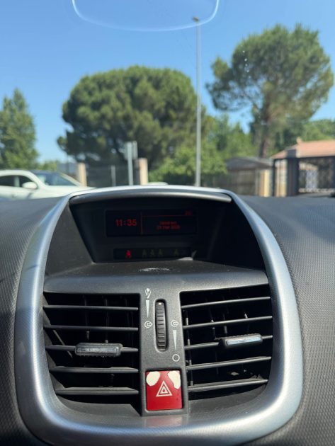 PEUGEOT 207 1.6 HDI 110 - TOIT OUVRANT - CLIM 