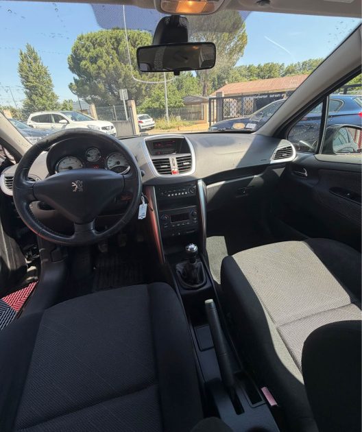 PEUGEOT 207 1.6 HDI 110 - TOIT OUVRANT - CLIM 