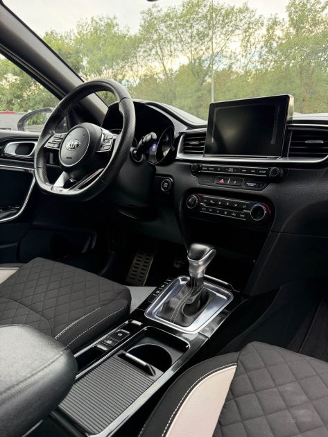 Kia Ceed GT Line 140ch Boîte Auto – Garantie 12 mois, Révisée, Garantie constructeur Kia