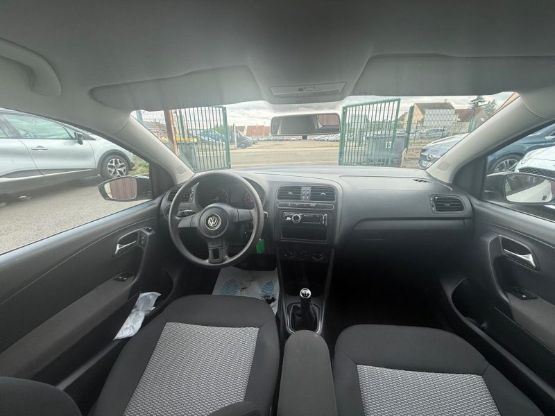 VOLKSWAGEN POLO 5 1.4I - 16V 86CV FAIBLE KILOMETRAGE 2011