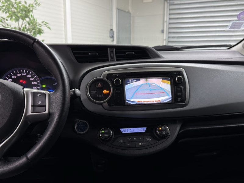 Toyota Yaris HSD 100h - Style 5p - Hybride - 1ère Main