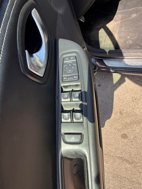RENAULT CLIO IV INITIAL PARIS DCI  90cv 
