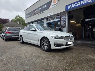 B.M.W. SERIE 3GT 318DA 143CH MODERN 2014