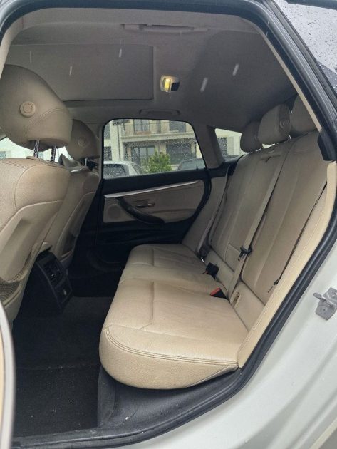 B.M.W. SERIE 3GT 318DA 143CH MODERN 2014