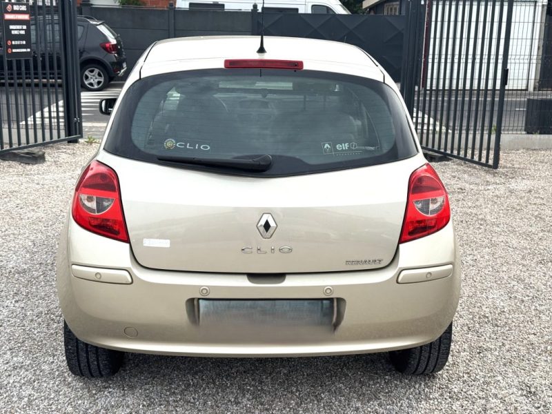 RENAULT CLIO III 1.6 16V 110CV INITIALE AUTOMATIQUE
