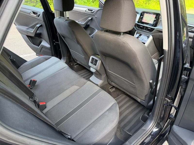 VOLKSWAGEN T-ROC LIFE  DSG 04/2023