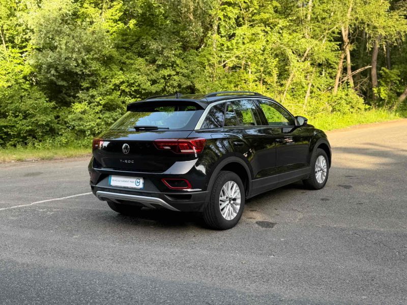 VOLKSWAGEN T-ROC LIFE  DSG 04/2023