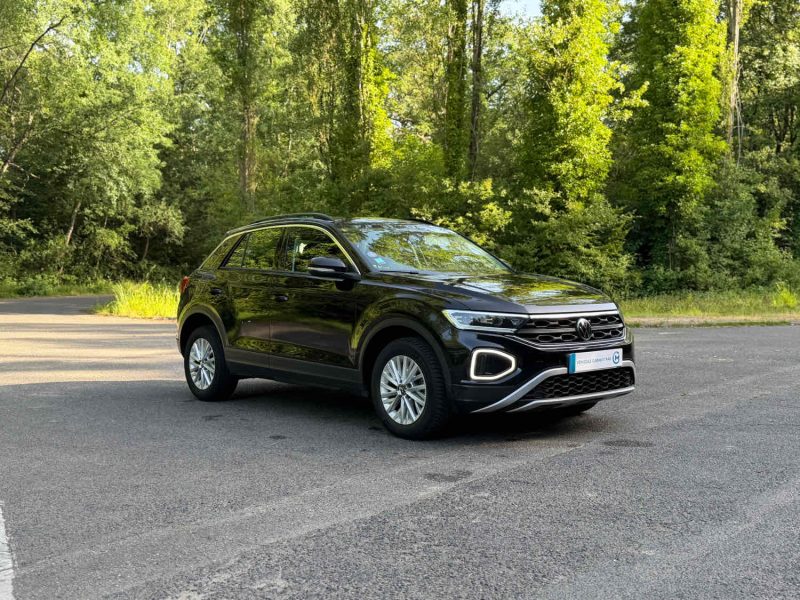 VOLKSWAGEN T-ROC LIFE  DSG 04/2023