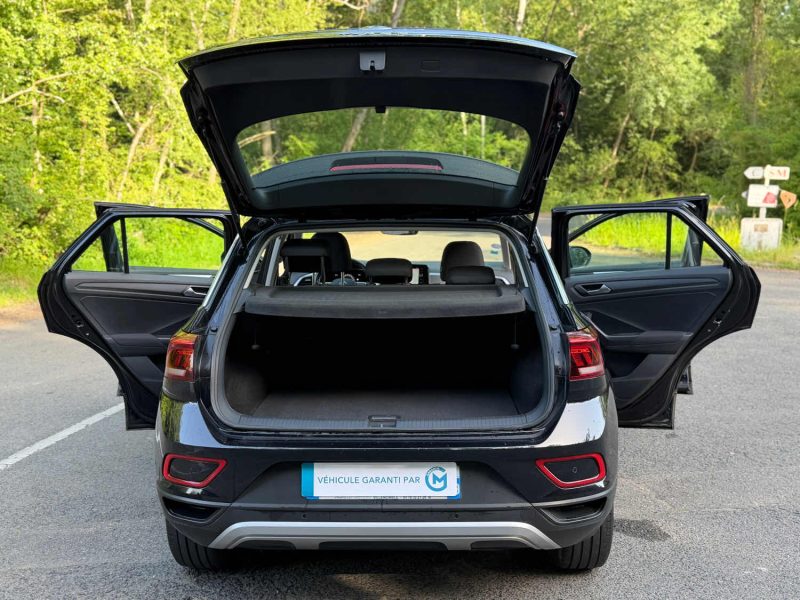VOLKSWAGEN T-ROC LIFE  DSG 04/2023