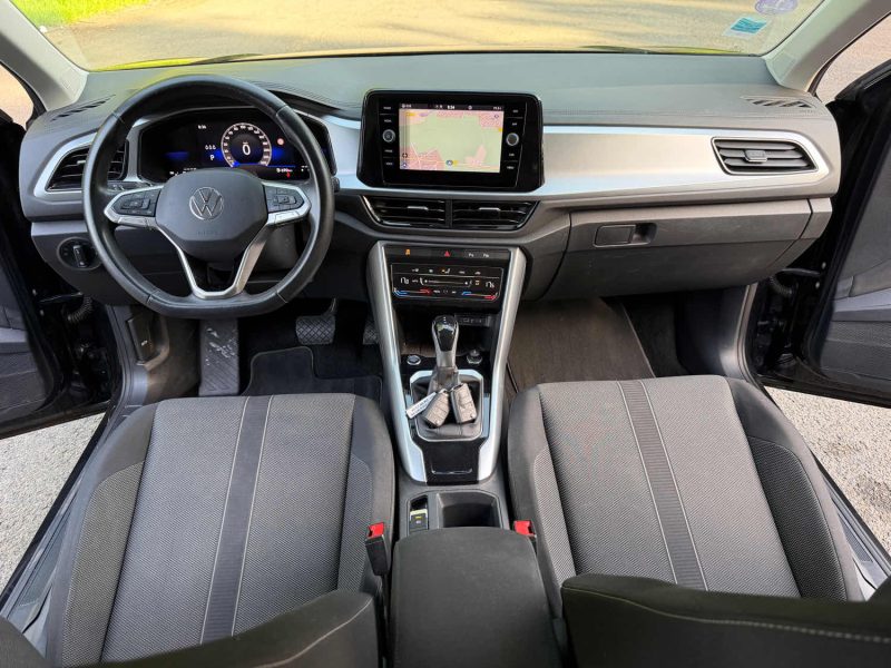 VOLKSWAGEN T-ROC LIFE  DSG 04/2023