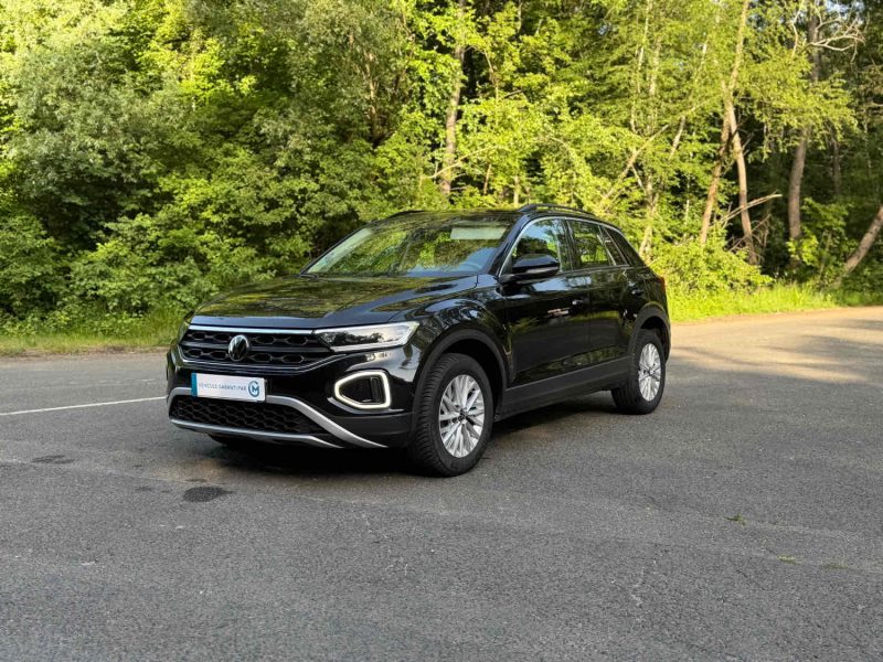 VOLKSWAGEN T-ROC LIFE  DSG 04/2023