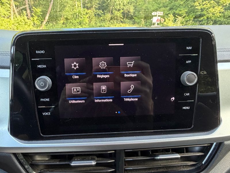 VOLKSWAGEN T-ROC LIFE  DSG 04/2023