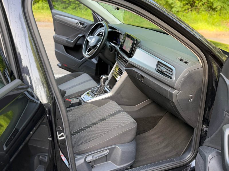 VOLKSWAGEN T-ROC LIFE  DSG 04/2023