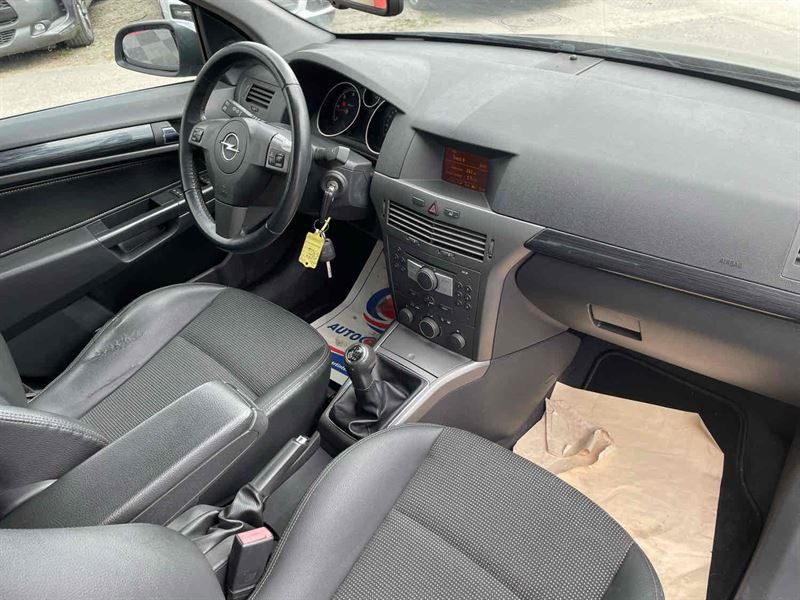 OPEL ASTRA 2005