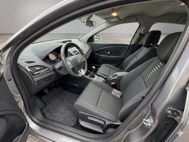 RENAULT MEGANEIII 1.5 DCI 90 AUTHENTIQUE 2012