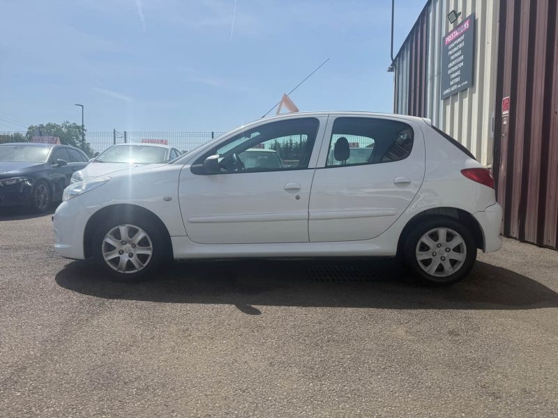 PEUGEOT 206+ 1.4I - 8V 75CV PACK LIMITED ETHANOL  2009