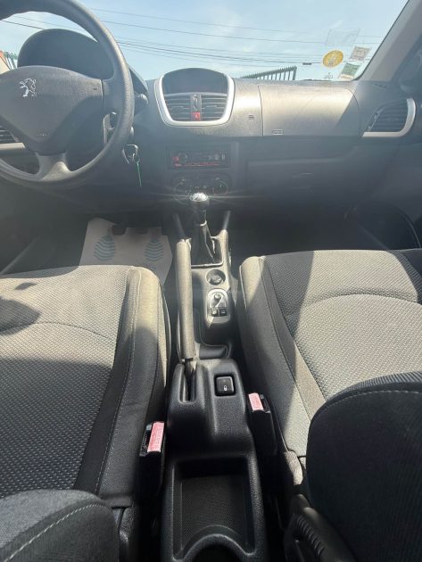 PEUGEOT 206+ 1.4I - 8V 75CV PACK LIMITED ETHANOL  2009