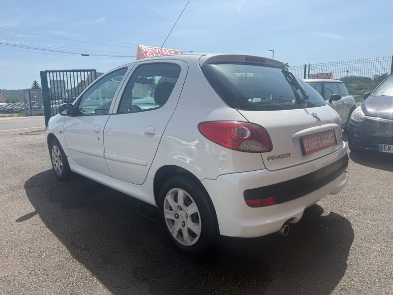 PEUGEOT 206+ 1.4I - 8V 75CV PACK LIMITED ETHANOL  2009
