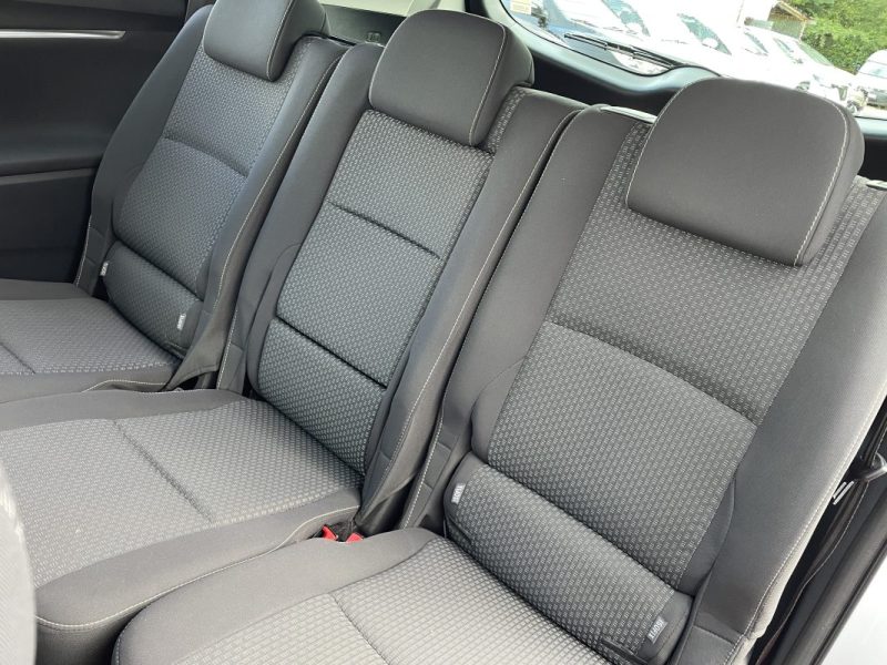 TOYOTA VERSO 2.0L D-4D 124 CV GARANTIE 3/12 MOIS 2013