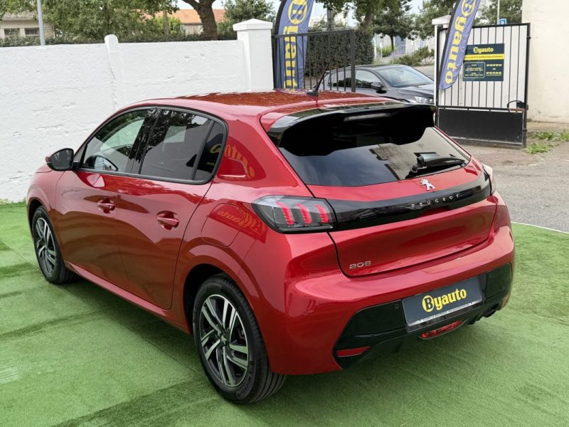 PEUGEOT 208  II ALLURE 100 CV EAT8 1 ERE MAIN GARANTIE 6 MOIS  