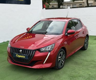 PEUGEOT 208  II ALLURE 100 CV EAT8 1 ERE MAIN GARANTIE 6 MOIS  