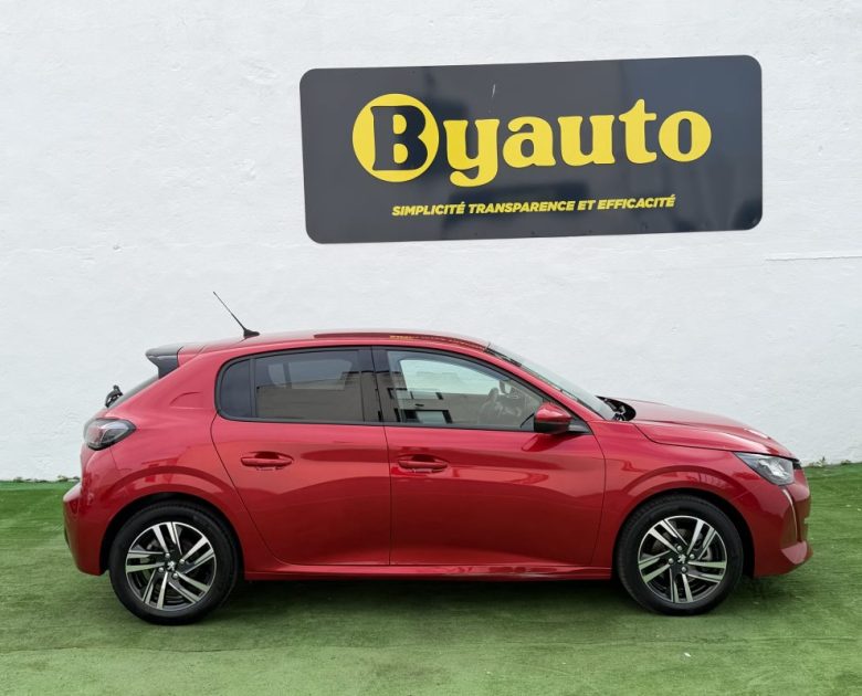 PEUGEOT 208  II ALLURE 100 CV EAT8 1 ERE MAIN GARANTIE 6 MOIS  
