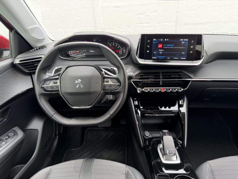 PEUGEOT 208  II ALLURE 100 CV EAT8 1 ERE MAIN GARANTIE 6 MOIS  