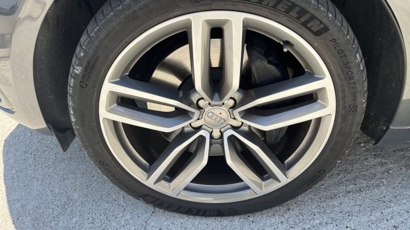 AUDI SQ5 V6 COMPETITION  TOIT PANORAMIQUE 326 CV