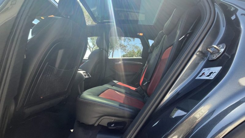 AUDI SQ5 V6 COMPETITION  TOIT PANORAMIQUE 326 CV
