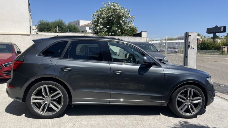 AUDI SQ5 V6 COMPETITION  TOIT PANORAMIQUE 326 CV