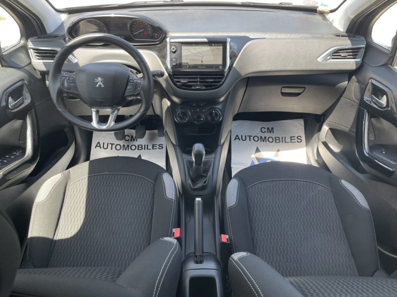 PEUGEOT 208 Phase 2 1.2 VTi  82 cv CARPLAY
