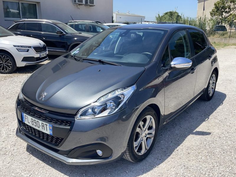 PEUGEOT 208 Phase 2 1.2 VTi  82 cv CARPLAY