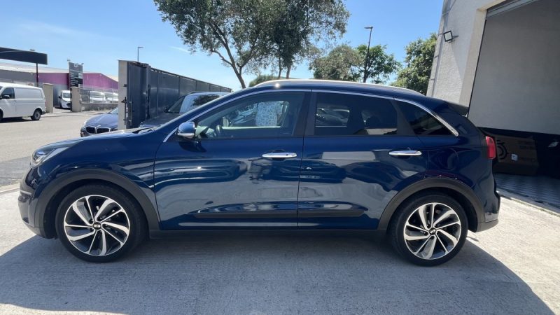 KIA NIRO PREMIUM HYBRIDE ATTELAGE JBL