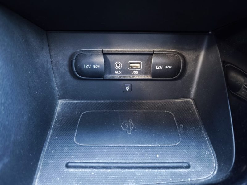 KIA NIRO PREMIUM HYBRIDE ATTELAGE JBL