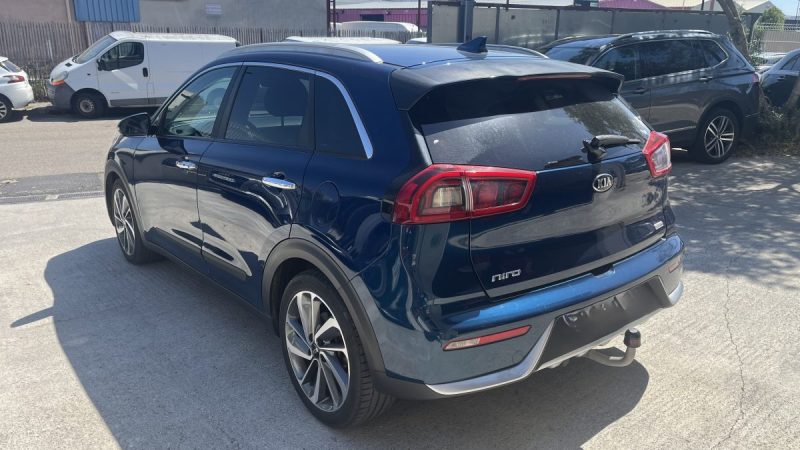 KIA NIRO PREMIUM HYBRIDE ATTELAGE JBL