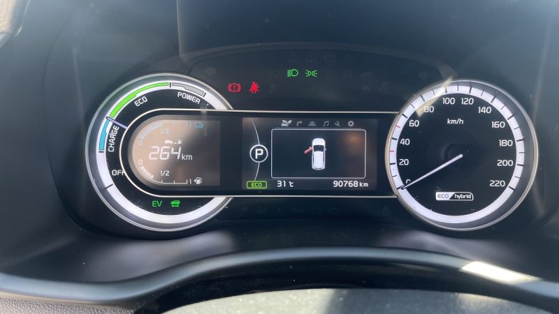 KIA NIRO PREMIUM HYBRIDE ATTELAGE JBL