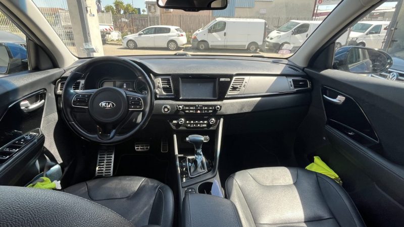 KIA NIRO PREMIUM HYBRIDE ATTELAGE JBL