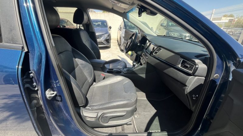 KIA NIRO PREMIUM HYBRIDE ATTELAGE JBL