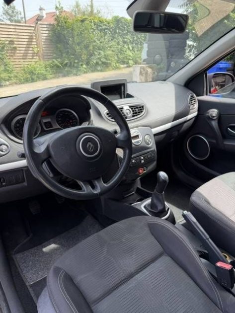 RENAULT CLIO 1.2 NIGHT AND DAY 2010 - 69 777Kms -75 CH - Parfait Etat - Premier Main - Suivit RENAUL