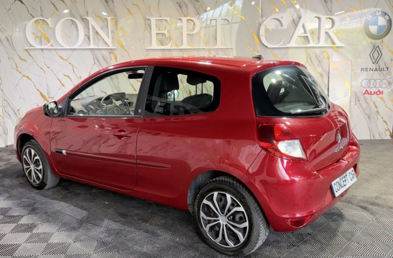 RENAULT CLIO 1.2 NIGHT AND DAY 2010 - 69 777Kms -75 CH - Parfait Etat - Premier Main - Suivit RENAUL